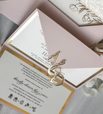 Zaproszenia ślubne Złote Glamour Eleganckie złote zaproszenia ślubne z lustrzanym monogramem, Kopertowe zaproszenie na ślub złocone, zaproszenia na ślub w stylu glamour, złote napisy na zaproszeniach ślubnych 10