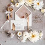 Zaproszenia ślubne Złote Glamour zaproszenia slubne przezroczyste, akrylowe zaproszenia na ślub, złote napisy na zaproszeniach ślubnych, eleganckie zaproszenia ślubne0