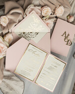 Zaproszenia ślubne Złote Glamour Eleganckie złote zaproszenia ślubne z lustrzanym monogramem, Kopertowe zaproszenie na ślub złocone, zaproszenia na ślub w stylu glamour, złote napisy na zaproszeniach ślubnych 3