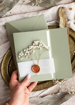 Zaproszenia ślubne Rustykalne i Natura rustykalne zaproszenia ślubne, zaproszenia z suszoną gipsówką w stylu rustykalnym, zielone zaproszenia slubne, zaproszenia ślubne z gipsówką 10