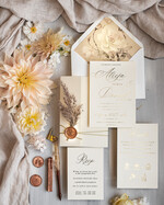 Zaproszenia ślubne Rustykalne i Natura zaproszenia ślubne z bukiecikiem, zaproszenie na ślub z pampasem, eleganckie zaproszenia na ślub z trawą pampasową, złocone zaproszenie ślubne 2