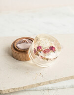 Pudełka Szkatułki na Obrączki szkatułki pudełko z imionami pary młodej, szkatułka na obrączki z kwiatami, pudełko na obrączki z żywicy, pudełko na obrączki z zatopionymi kwiatami w żywicy2