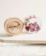 Pudełka Szkatułki na Obrączki szkatułki pudełko z imionami pary młodej, szkatułka na obrączki z kwiatami, pudełko na obrączki z żywicy, pudełko na obrączki z zatopionymi kwiatami w żywicy1