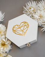 Pudełka Szkatułki na Obrączki szkatułki Białe Pudełeczko na Orbrączki Złote Npaisy Mąż i żona Oktagonalna Szkatułka na obraczki ślubne6
