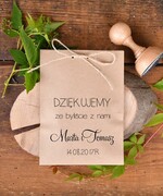 Podziękowania dla Gości Weselnych Magnesy breloki Zdrapki ślubne podziękowania dla gości weselnych magnesy na lodówkę  drewniany krążek w torebce4