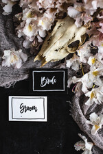 Winietki Eleganckie czarno białe hardcorowe  winietki ślubne wizytówki dla gości weselnych idelane na wesele w stylu gotyckim0