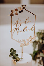 Figurki na tort / cake topper statuetki akryl błyszczący napis ozdoby na tort weselny złota pleksi1