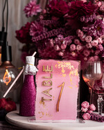 Numery na stół Akryl malowane numerki na stół weselny, rózowe akrylowe numery na stół weselny, złoty numerek na stoły weselne, numeracja stolow na weselu6