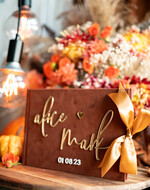 Księgi wpisów gości welurowe welurowa księga brązowo złota okładka, pamiątkowa księga gości,księga gości weselnych z imionami pary młodej, album na fotki z instaxa i fotobudki12