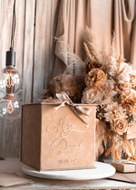 Pudełko na koperty  glamour Welurowa beżowo złota kopertówka ze złotymi napisami, beżowy cieniowany welur, pudełko na koperty, pomysł na pudełko na pieniądze podczas wesela7