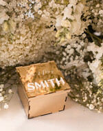 Pudełka Szkatułki na Obrączki glamour złota szkatułka na obrączki, złote pudełeczko na obrączki, ekskluzywne pudełko na obrączki, eleganckie ozdobne eleganckie pudełko na biżuterię0