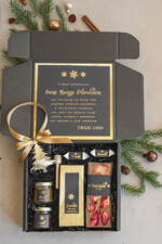 Prezenty oferta dla Firm słodkie zestawy  kosze prezentowe dla firm, prezenty biznesowe dla firm z kawą i herbatą, upominki na święta dla pracowników, świąteczne gadżety dla pracowników i kontrahentów, personalizowane prezenty firmowe, zestawy świąteczne z logo, eleganckie kosze prezentowe, firmowe upominki świąteczne2