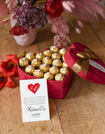 Walentynki prezent na walentynki dla Niej   pomysł na prezent dla narzeczonej na walentynki serce pełne czekoladek czekoladki na walentynki 0