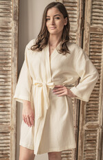 Szlafroki Ślubne z Napisami Szlafrok Ślubny dla Panny Młodej muślinowy szlafrok dla Panny Młodej, przewiewny szlafrok bawełna 100 %, szlafrok dla Panny Młodej na sesję zdjęciową, muślin w kolorze ecru4