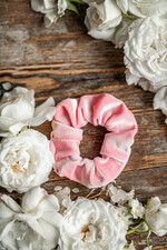 wieczór Panieński zestawy podziekowania na wieczór panieński Zestaw na wieczór Panieński  - Koszulka ze Złotym Napisem Wieczór Panieński - T-Shirt Złote litery Błyszczyk i Frotka4