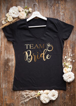 wieczór Panieński zestawy podziekowania na wieczór panieński Zestaw na wieczór Panieński  - Koszulka ze Złotym Napisem  Team Bride - T-Shirt Złote litery Błyszczyk do Ust5