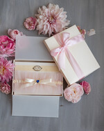 Panna Młoda  podwiązki ślubne Ślubne Podwiązki dla Panny Młodej podwiązka ślubna tiulowa z różową wstążką, tiulowa podwiązka ślubna dla Panny Młodej z inicjałami, podwiązka dla Panny Młodej 0