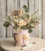 Prezenty dla Młodej Pary  flowerbox, kartki z życzeniami, pudełka na prezenty kwiaty dla Pary Młodej flowerbox z suszonych kwiatów, pomysł na wręczenie pieniędzy Parze Młodej, kwiaty dla Pary Młodej w pudełku, kompozycja z suszonych kwiatów 9