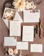 Zaproszenia ślubne Wydzierane Brzegi Zaproszenia ślubne z płatkami złota, delikatne zaproszenia na ślub ze złotem, zaproszenie glamour ze zlotym sznurkiem złote zaproszenia na ślub, 12