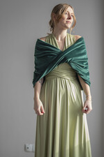 Panna Młoda Bolerka bolerka, narzutki, sweterki etola dla świadkowej i druhny z weluru na ślub zimą, zielone bolerko z weluru dla Świadkowej, bolerko na ślub jesienią3