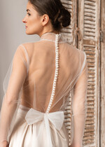 Panna Młoda Bolerka bolerka, narzutki, sweterki narzutka do sukni ślubnej, bolerko ślubne z tiulu, przezroczyste bolerko ślubne, bolerko w kolorze ecru, delikatne bolerko do sukienki slubnej2