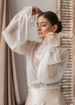 Panna Młoda Bolerka bolerka, narzutki, sweterki piekne bolerko ślubne z koronką na plecach, koronkowe bolerko do sukni ślubnej, delikatne bolerko ślubne, koronkowa narzutka ślubne3