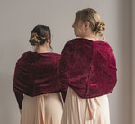 Panna Młoda Bolerka bolerka, narzutki, sweterki Bordowe Bolerko Ślubne Welurowe - Etola Ślubna z Rękawkami - Narzutka I Rękaw w kolorze Bordowym9