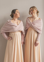 Panna Młoda Bolerka bolerka, narzutki, sweterki Jasno rózowe Bolerko Ślubne Welurowe - Etola Ślubna z Rękawkami - Narzutka I Rękaw w odcieniach różu5