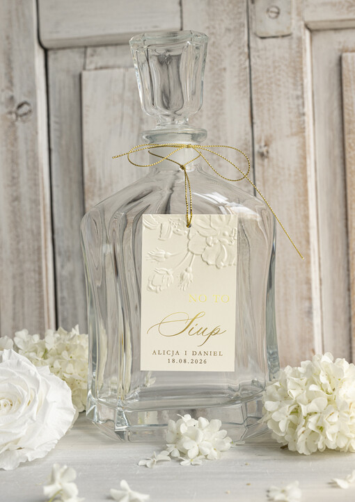 glamour piękne tłoczone zawieszki na alkohol weselny, złote zawieszki z dowolnym tekstem, zawieszka na butelkę z tłoczonymi kwiatami, ozdoba stołu weselnego