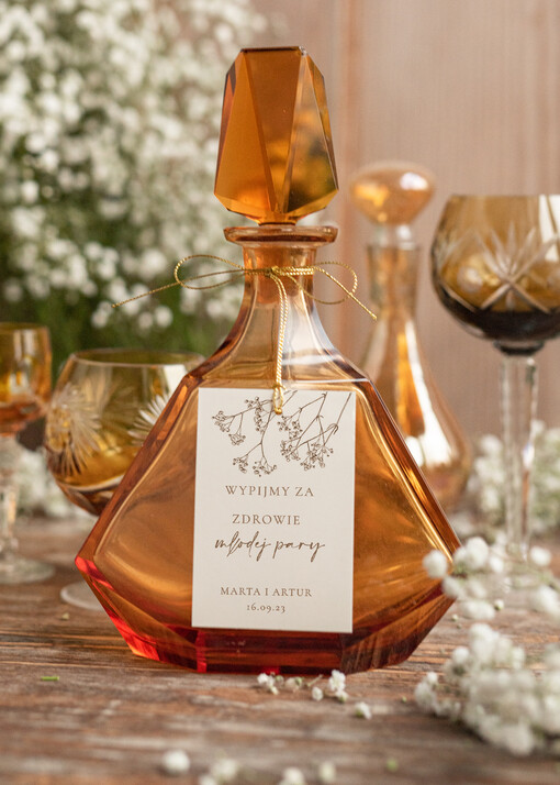  rustykalne zawieszka na alkohol weselny, rustykalne zawieszki z gipsówką, nadruk na zawieszkach gipsówka