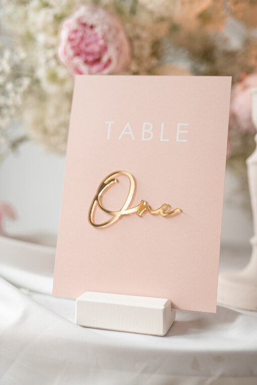  Glamour tabliczka z numerem stołu weselnego, zlote eleganckie numerki na stol weselny, numeracja stołów weselnych,  numerki na stoły weselne w stylu glamour 