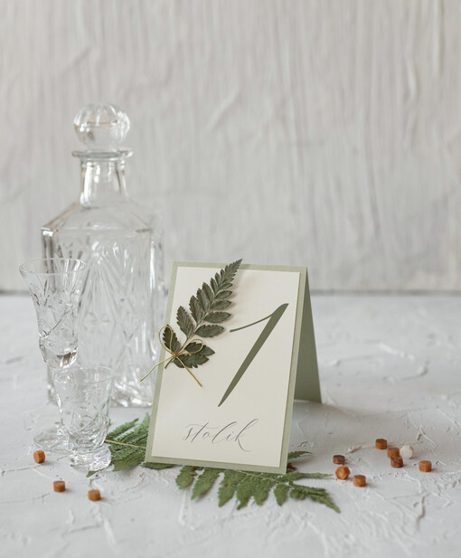  botaniczne podróżnicze  numerek stojak na stół weselny, rustykalne inspiracje boho kwiaty