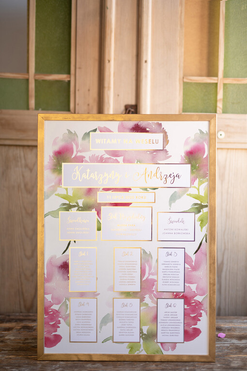  Glamour welurowe tablica z rozmieszczeniem gości plan stołów weselnych, klasyczne złote napisy w stylu glamour