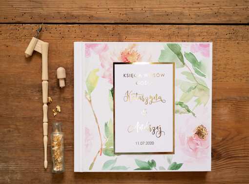  glamour księga gości weselnych czarne kartki do wyboru, elegancka zlota wasze imiona i data