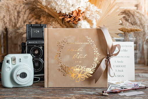  welurowe księgi pamiątkowe i albumy na wpisy gości weselnych, na zdjęcia polaroid i zyczenia od gosci, welurowa ksiega wpisow gosci