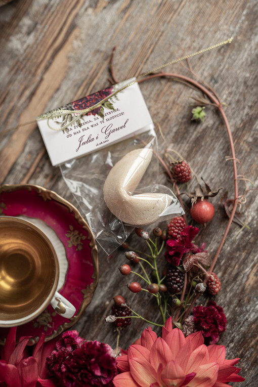  Ciasteczka z wróżbą podziękowania prezenciki dla gości weselnych, ciastko z wrozba i dedykacja