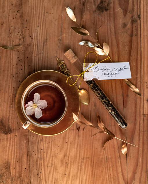  Fiolki ślubne upominki dla gości  fiolki z herbatką    