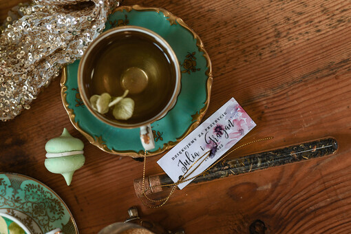  Fiolki podziękowania od pary młodej po weselu w postaci zielonej lub czarnej herbaty   