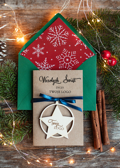  z magnesem lub zawieszką na choinkę kartka świąteczna z logo firmy kartka z drewniana bombką na choinkę   