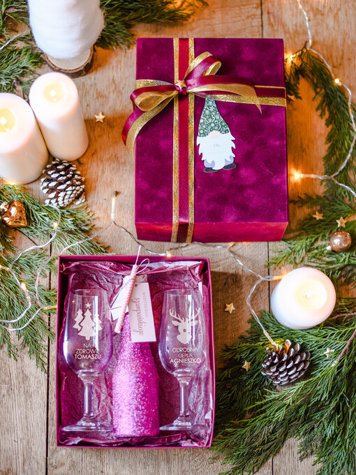  zestawy do grzańca, piwa, szampana  fajne prezenty pod choinkę dla Par grawerowane szampanówki 