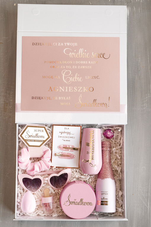  podziękowania dla świadkowej Czy zostanisz moją świadkową, pomysł na prezent dla świadkowej, box kosmetyczny dla świadkowej i druhny, oryginalny prezent dla świadkowej 