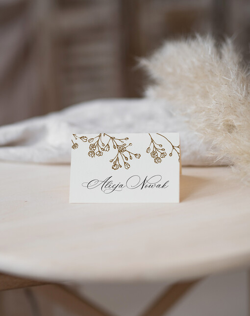  Nowoczesne prosta forma  eleganckie winietki na stół weselny wizytówki ślubne, winietki ślubne wizytówki dla gości weselnych, usadzenie gości na weselu, ozdoba na stół weselny winietki z delikatną grafiką