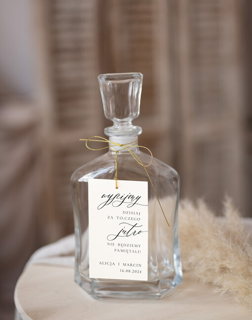  Nowoczesne prosta forma  nowoczesne zawieszki ślubne, rustykalne zawieszki na alkohol z dowolną treścią, ozdobna zawieszka na wódkę weselną, etykieta na butelki