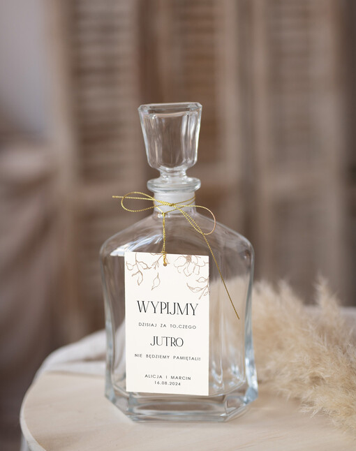  Nowoczesne prosta forma  etykiety na butelki weselne, zawieszki na alkohol z dowolną treścią, ozdobna zawieszka na wódkę weselną, etykieta na alkohol, proste zawieszki na alkohol