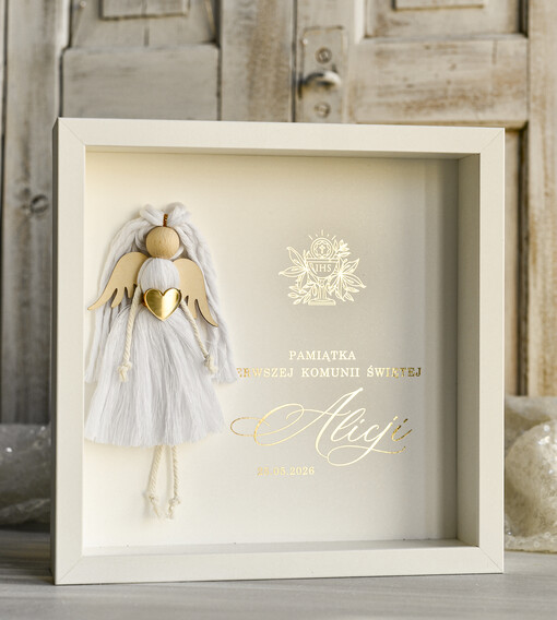 Pamiątki Prezenty na komunię  pamiątki na komunie  Pamiątka Pierwszej Komunii orbrazek z życzeniami Personalizowane pudełko na Prezent