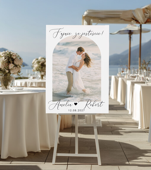  ze zdjęciem Pary Młodej Witamy gości weselnych napis powitanie gości na weselu, tablica powitalna dla gości weselnych, personalizowana tablica powitanie gości na weselu
