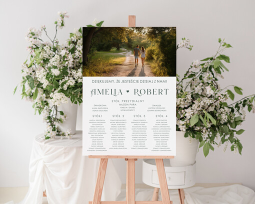  ze zdjęciem Pary Młodej plan stołów weselnych usadzenie gości na weselu, tablica informacyjna dla gości weselnych, plan stołów na weselu ze zdjęciem Pary Młodej, plan usadzenia gości weselnych