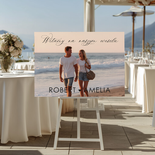  ze zdjęciem Pary Młodej Witamy gości weselnych napis powitanie gości na weselu, tablica powitalna dla gości weselnych, personalizowana tablica powitanie gości na weselu