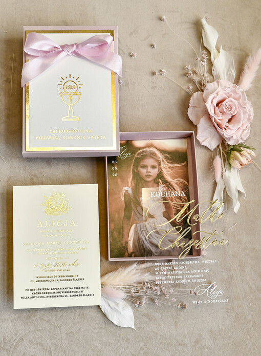 Zaproszenia na Komunię  Dla Chrzestnych i Dziadków Różowo Złote Zaproszenia na Komunię w Pudełku ze zdjęciem Zaproszenie Komunijne dla Matki Chrzestnej i Ojca Chrzestnego  lub dla Babci i Dziadka