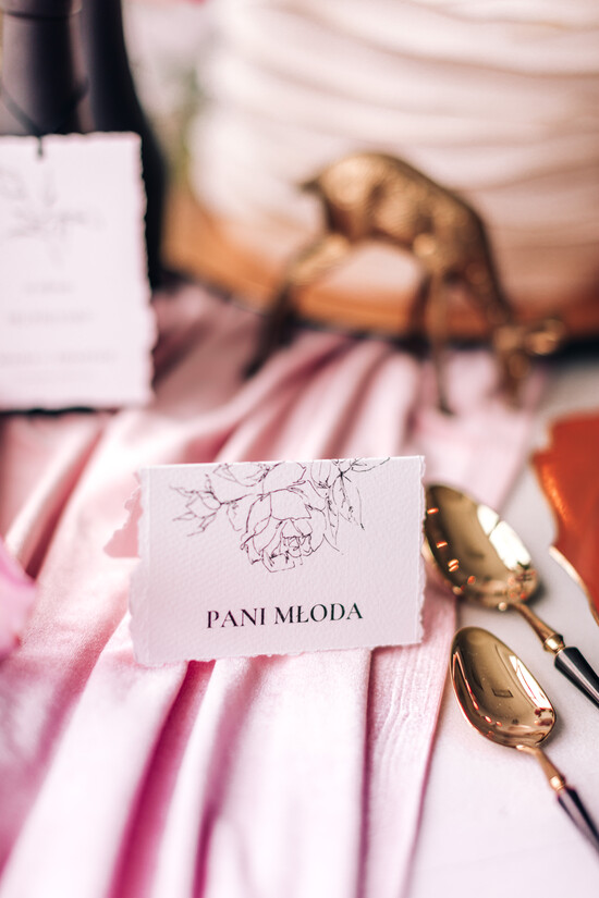 Winietki rustykalne wyjątkowe szkocowane winietki na stół wydzierane brzegi 01/jedwabcz/w